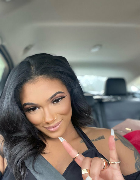 shapedbyshanice pornographic actress img