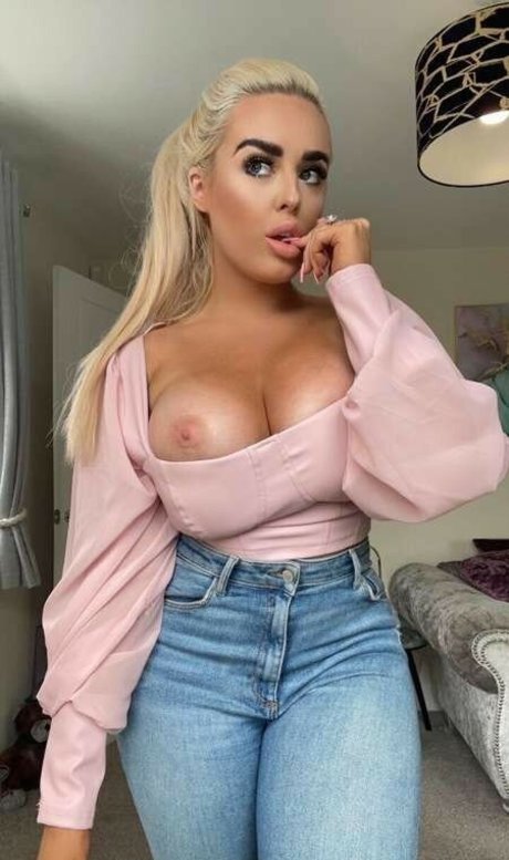 Emily jones pornstar hd picture