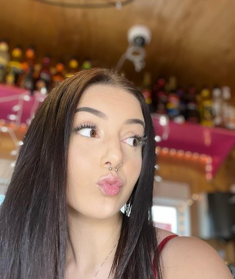baristakaybaby model naked picture