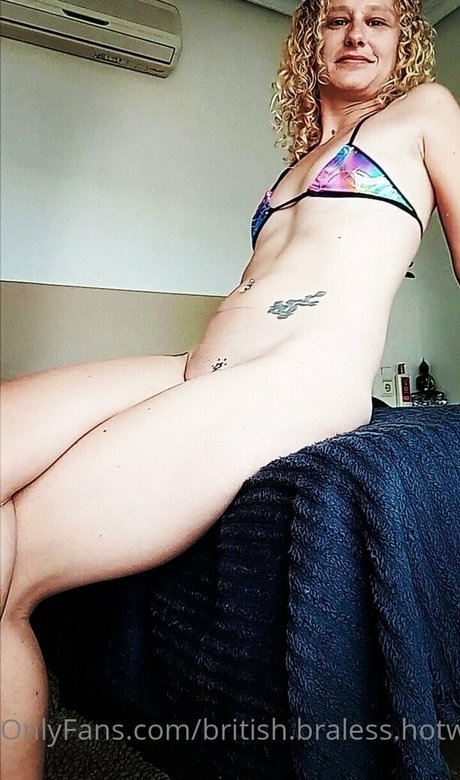 british braless hotwifex sexy star img