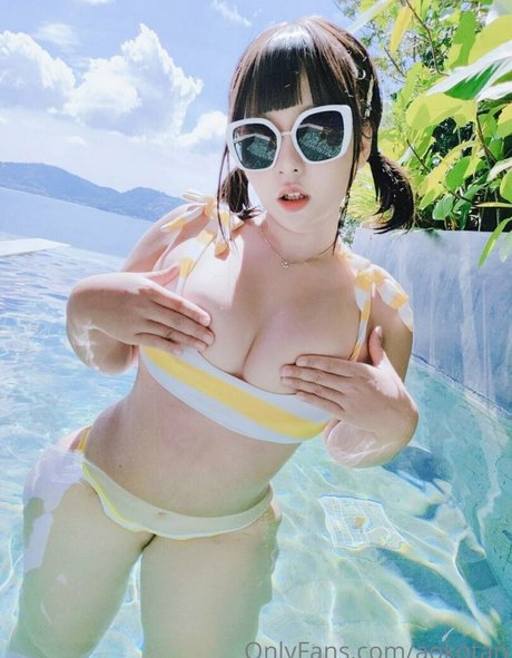 Aokotan model free image