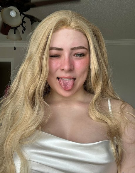 aurorabrookefree adult model photos