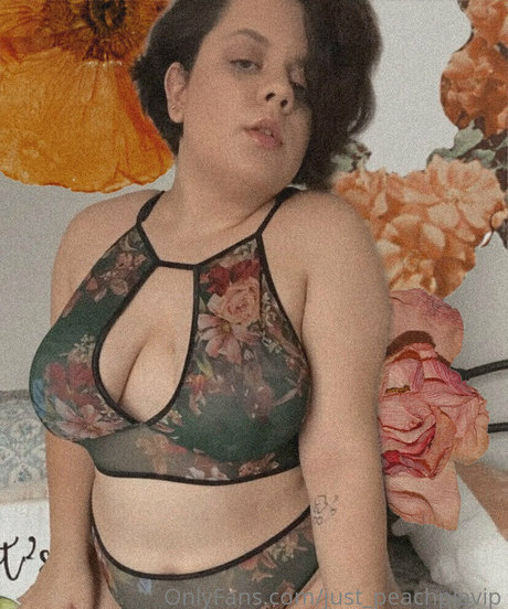 just peachpievip pornstar nudes pictures
