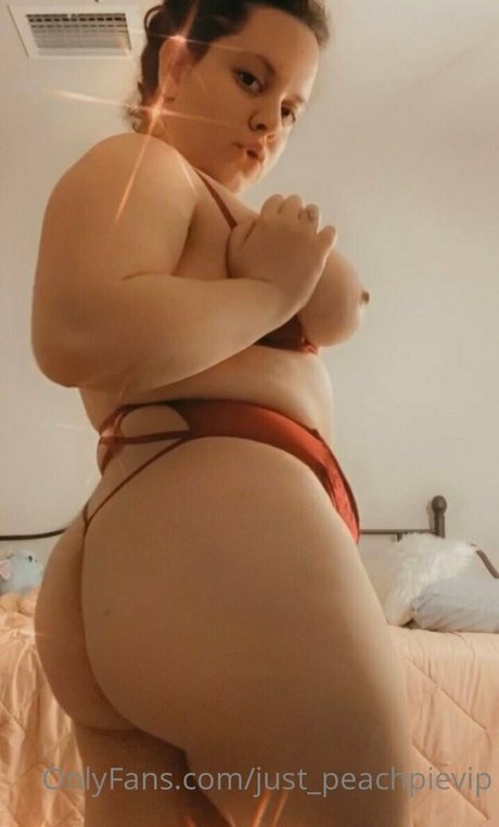 just peachpievip pornstar sexy pic