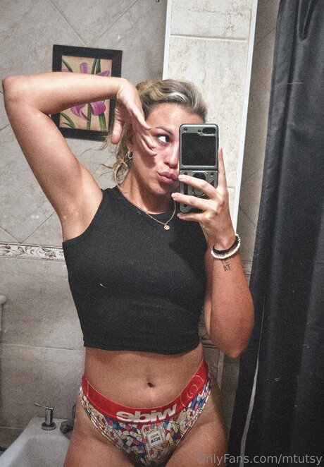 mtutsy pornstar high quality photos