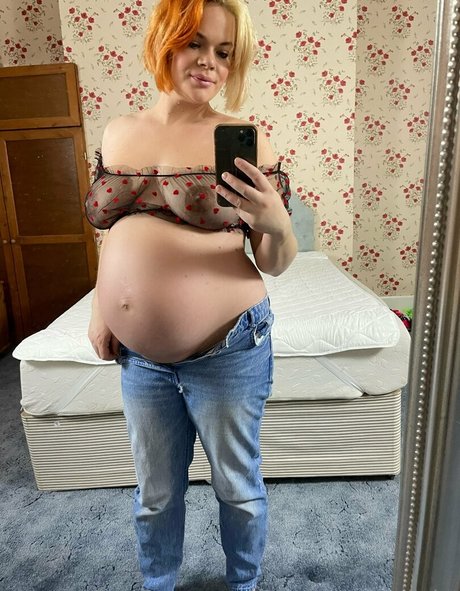 naughtyjessieduke exclusive model pic