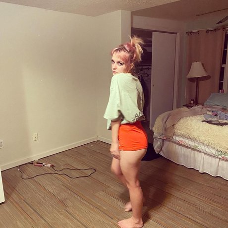 Bonnie Grace star pornographic pics