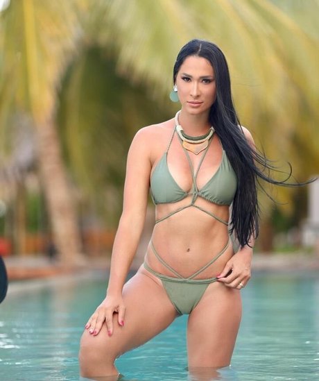 Jaqueline Carvalho model top gallery