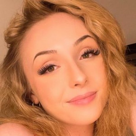 Astrella Rae nudes pornstar img