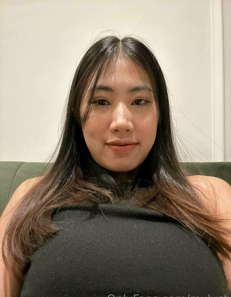 mvlust hot pornstar pic