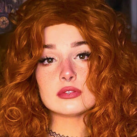 buggie cosplayfree art actress archive