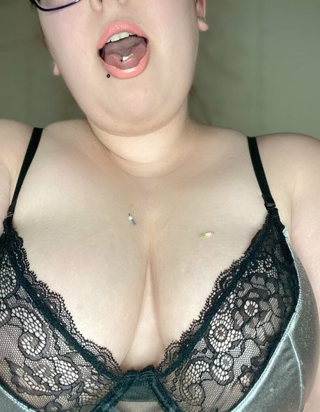 misshoneycatt nude model pic
