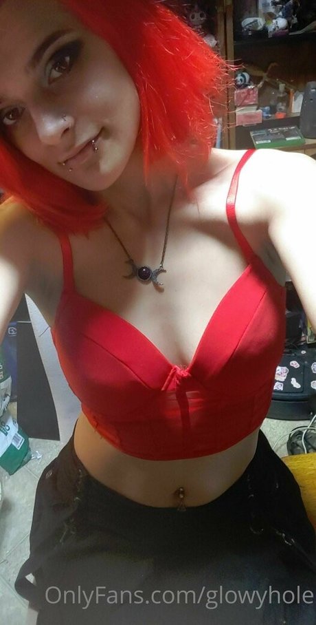 glowyhole free actress image