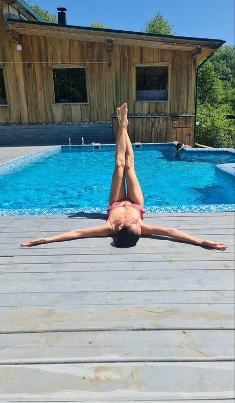 yladoyla beautiful pornstar image