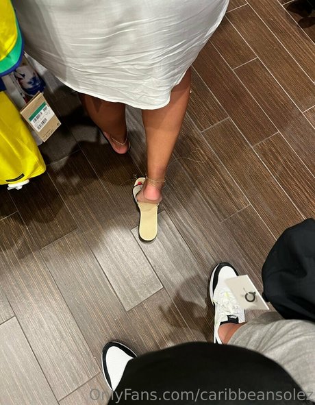 caribbeansolez nudes model picture