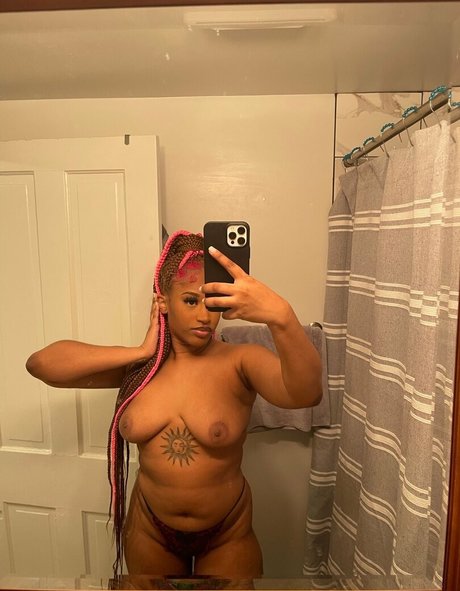 kweenbee982 pornstar xxx img