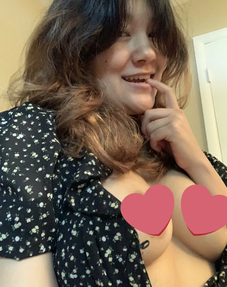 famous girls onlyfans top images