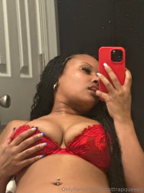 famous girls onlyfans beautiful image