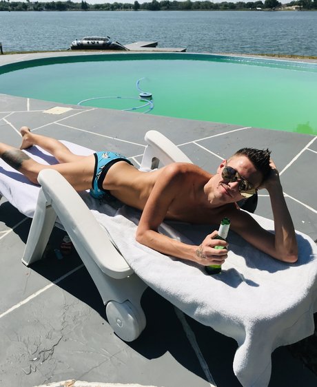 TheTipsyTwink model sex archive