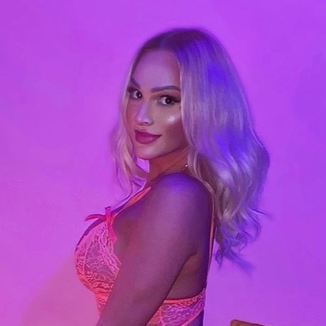 Allesandra model nudes images