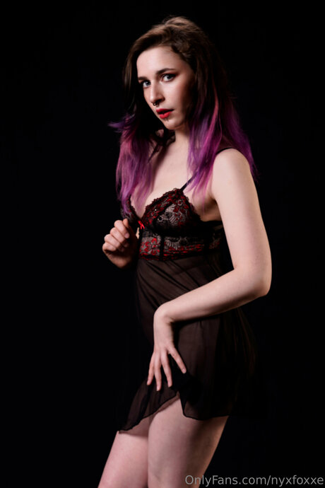 Nyx Foxxe pretty model archive