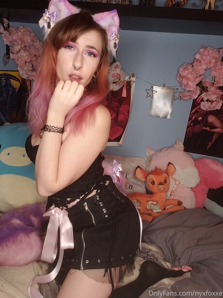Nyx Foxxe model erotic photos