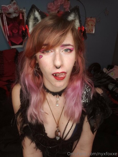 Nyx Foxxe exclusive pornstar images