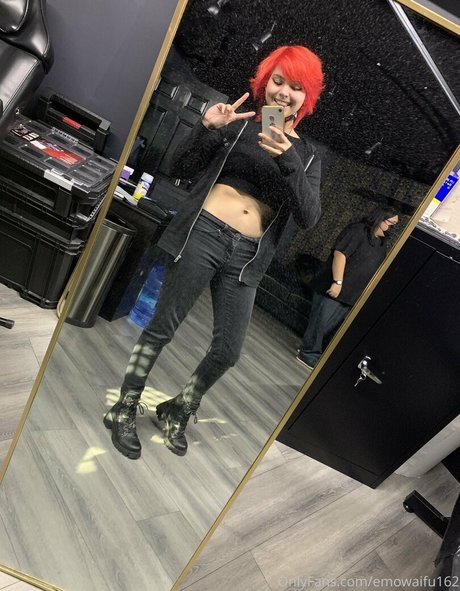 emowaifu162 nudes model archive