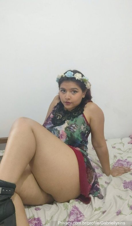 Largabs sexy model photo
