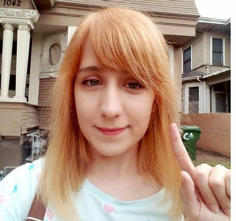 SquChan exclusive pornstar pics