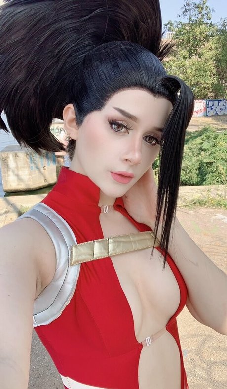 Sammyscosplay model naked photo