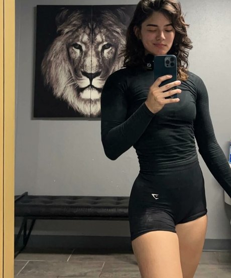 mcshnizzle pornstar exclusive photo