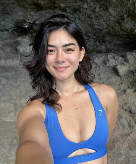 mcshnizzle nude model images