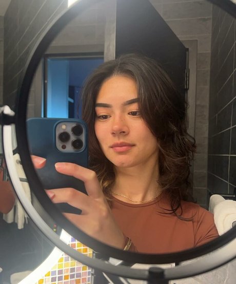 mcshnizzle hd actress pic