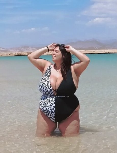 Laura Chiaramonte nice model pictures