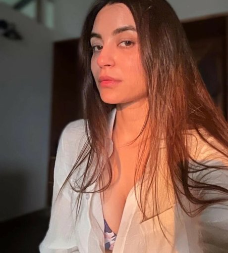 Nikkesha Rangwala beautiful model galleries