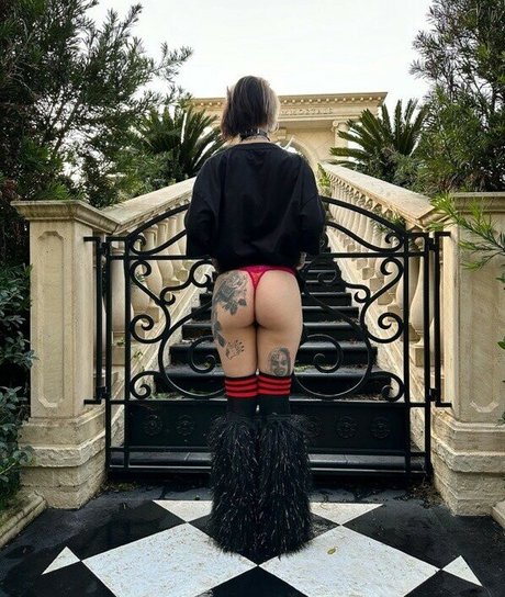 FaceTatMami pornographic actress photo