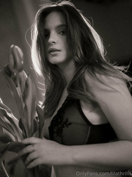 lilathrills nudes star picture