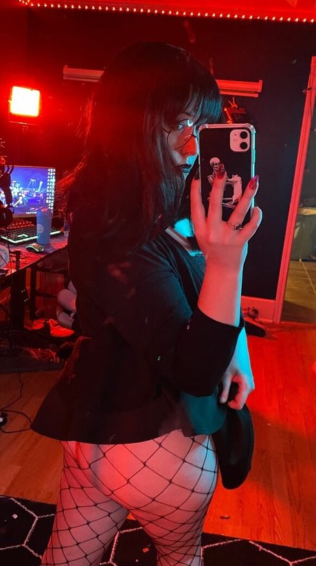 WhisperingPizza ASMR erotic pornstar gallery
