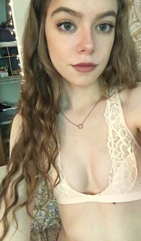Rose Castella pornstar pretty photo