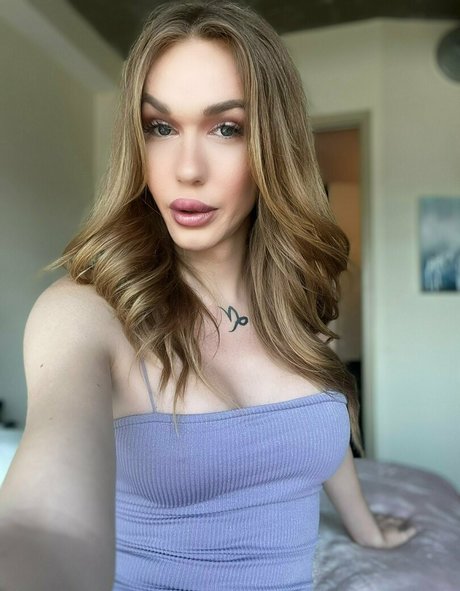 xcrystalthayerx erotic model galleries