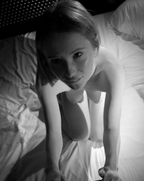arielka model hot pics