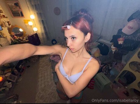 isabellaroy naked actress galleries