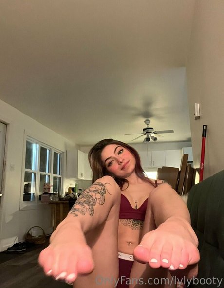 lylybooty model top pics