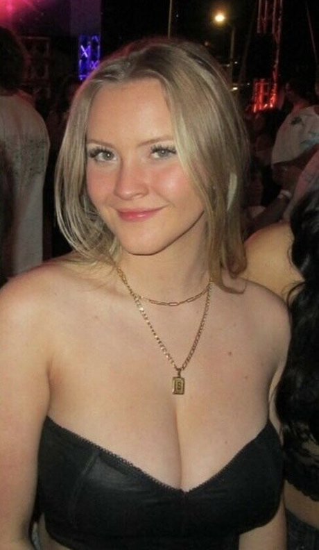 SkylerPolzkill model pornographic images