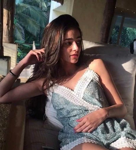 Ananya Panday pornstar galleries