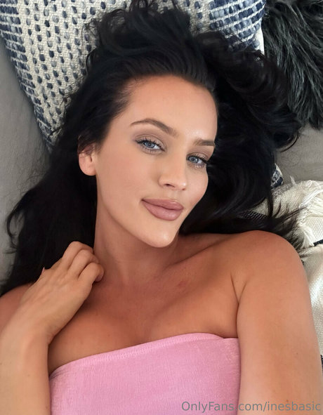 Ines Basic pornstar sexy pic
