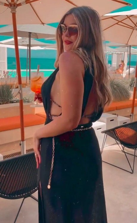 Ella Anastasiou star nice picture