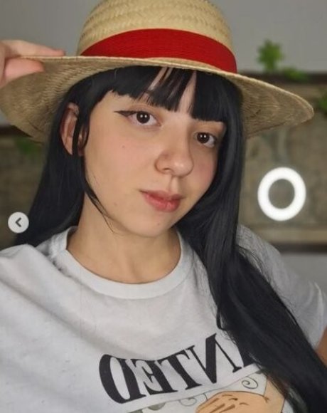 Asmr Da Neve naked pornstar img