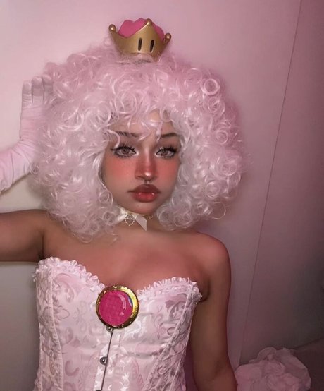 Eden s Garden ASMR star sexy img